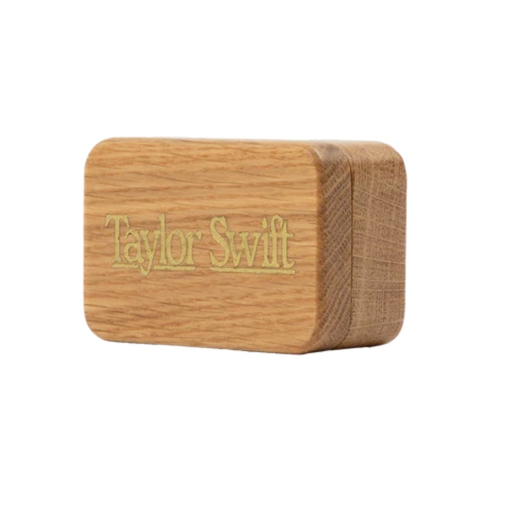 NEW Taylor Swift Self-Titled Guitar Pick Box